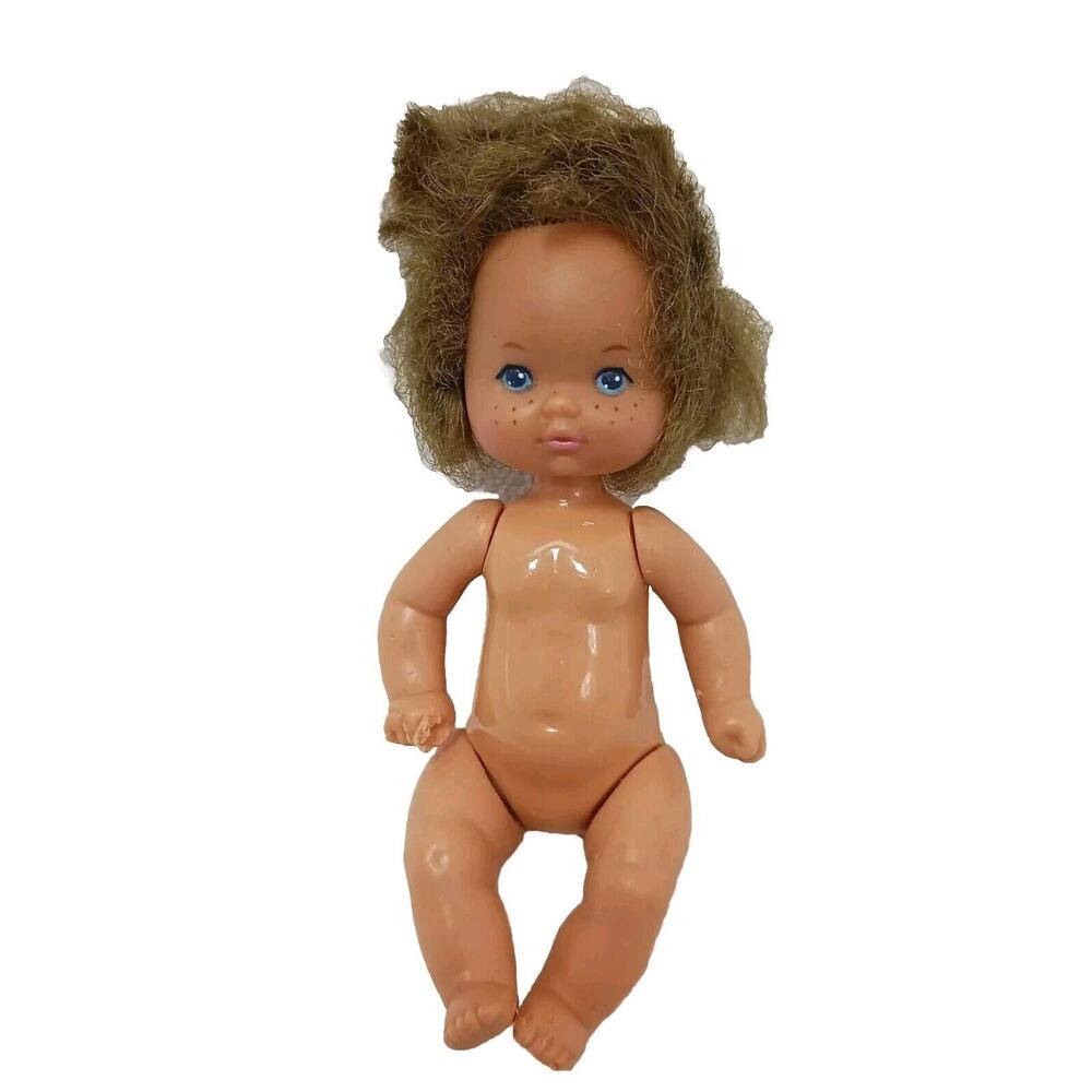Vintage Mattel 1976 Baby Barbie Doll 4" HEART FAMILY FRECKLES Brown Fuzzy Hair